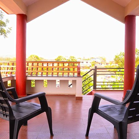 Coorg Girinivas Deluxe Homestay-Wi-Fi 마디케리 외부 사진